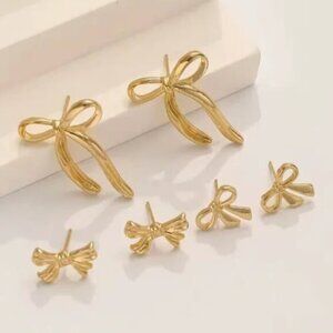 Gold Bow Earrings
